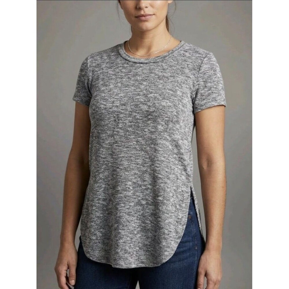 Wassio Shirt Top Blouse Gray Women Size XS High Low Side Cut Tulip Short Sleeve